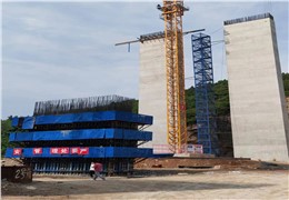 液压薄壁空心墩