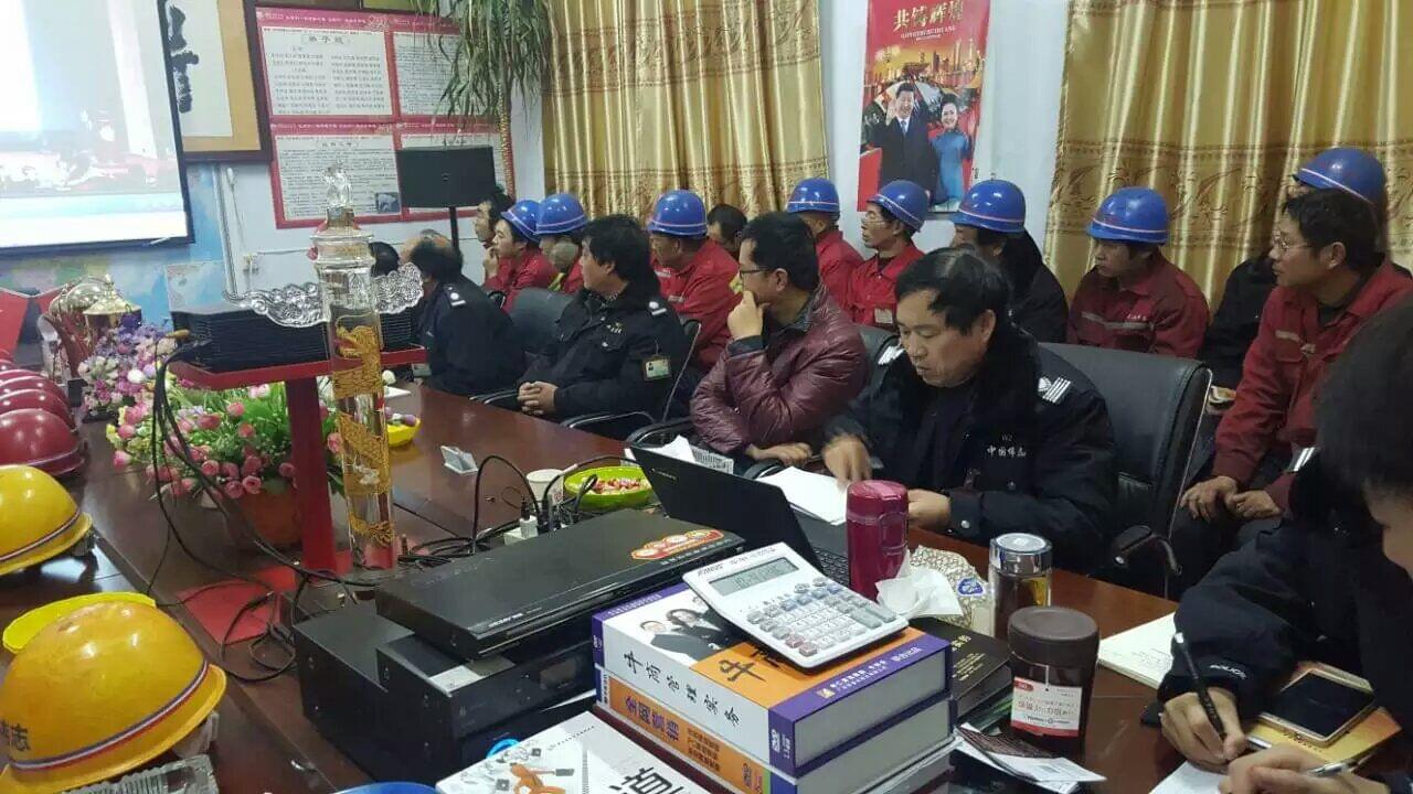伟志钢模板与您一起关注安全,关爱生命 伟志钢模板与您一起关注安全,关爱生命