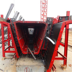 用“它“来为钢模板补充能量