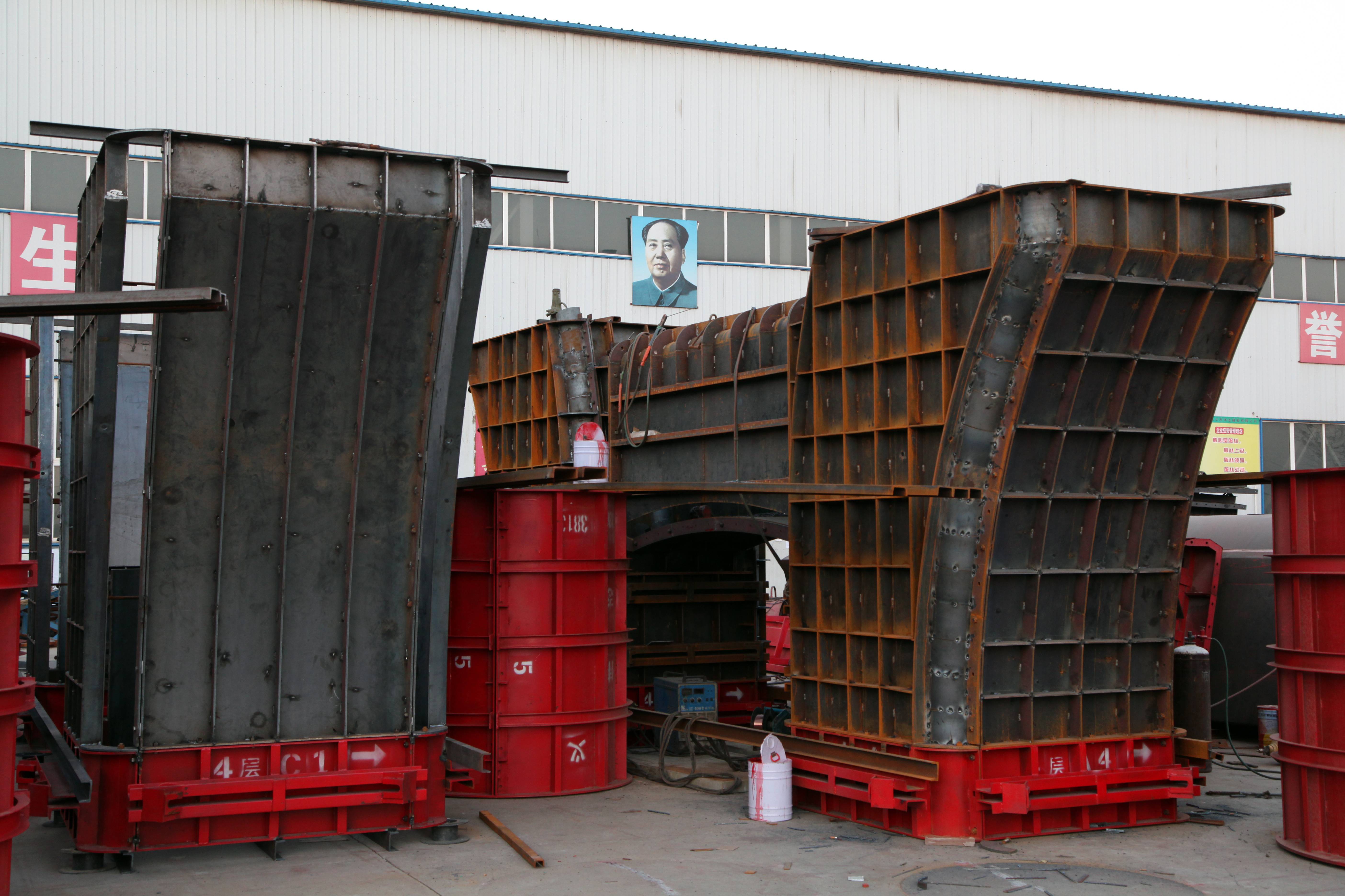 选墩柱钢模板就选伟志模板