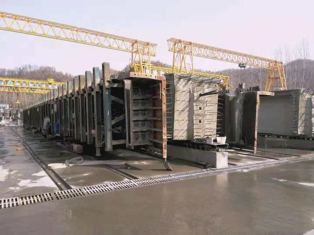 液压模板和传统钢模板的区别